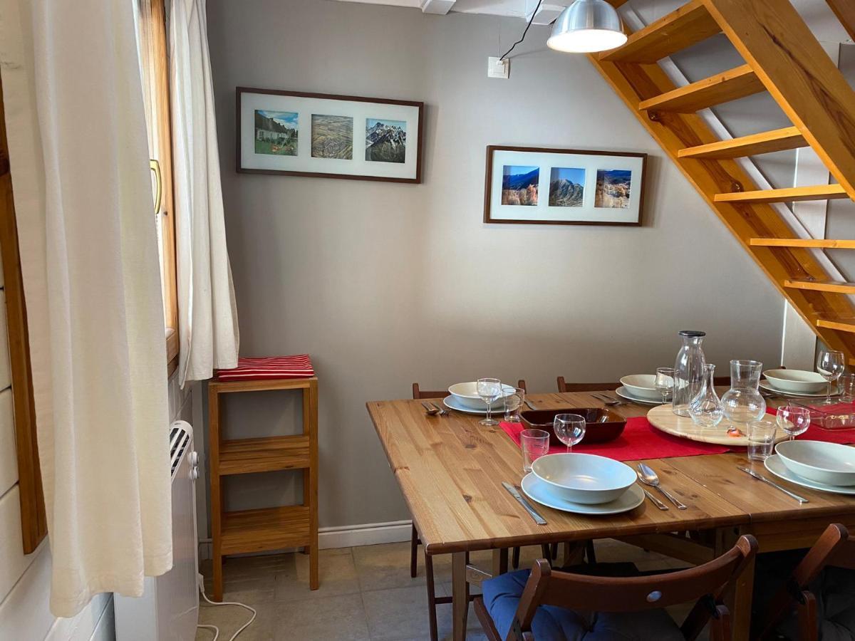 Ferienwohnung Acogedora Buardilla Duplex 6 Pax Incles Exterior foto