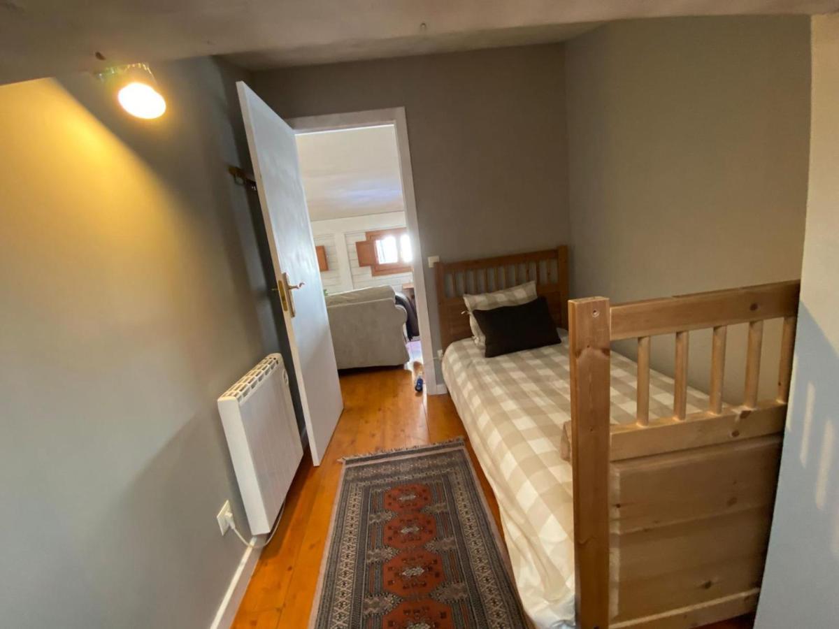 Ferienwohnung Acogedora Buardilla Duplex 6 Pax Incles Exterior foto