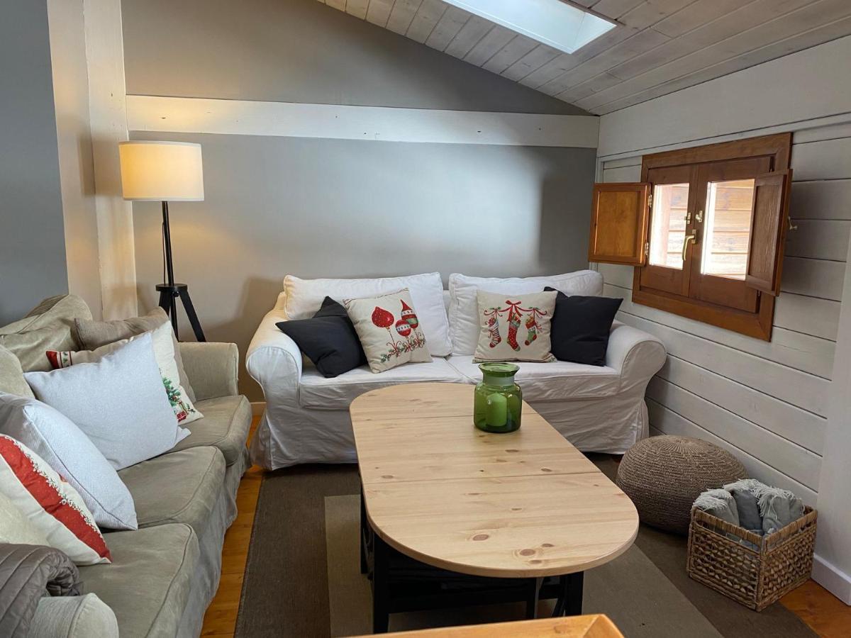 Ferienwohnung Acogedora Buardilla Duplex 6 Pax Incles Exterior foto